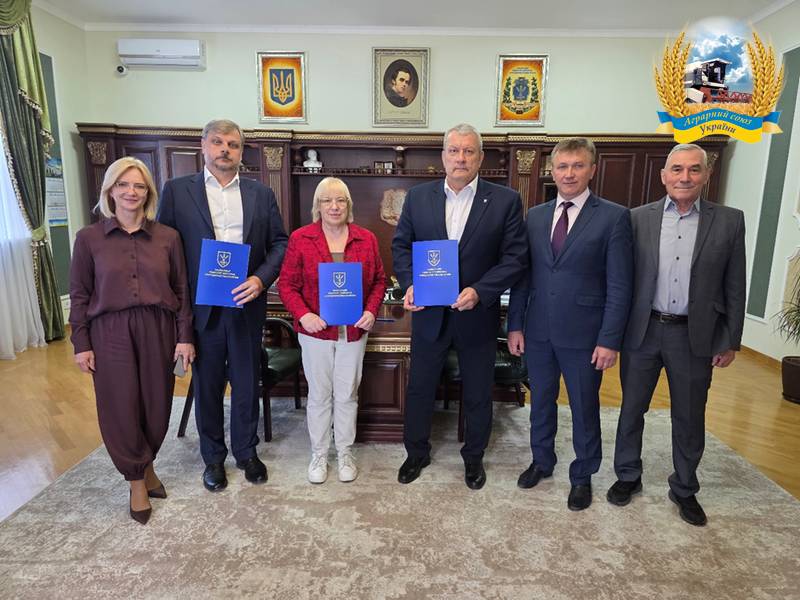 Аналітичний центр Аграрного союзу України підписав меморандум про співпрацю з Національним університетом біоресурсів і природокористування (НУБіП) та Українською аграрною конфедерацією